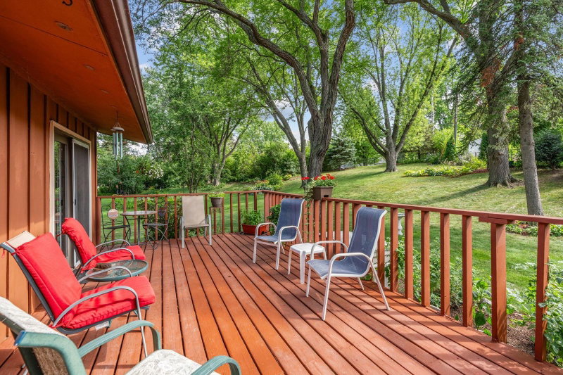 6041 Sumter Place N - Photo 10