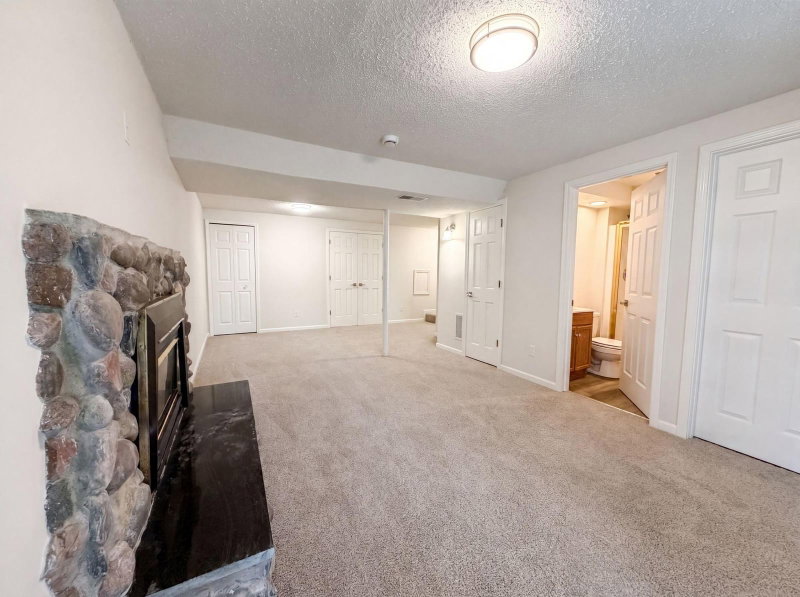 13637 Heather Hills Drive - Photo 16
