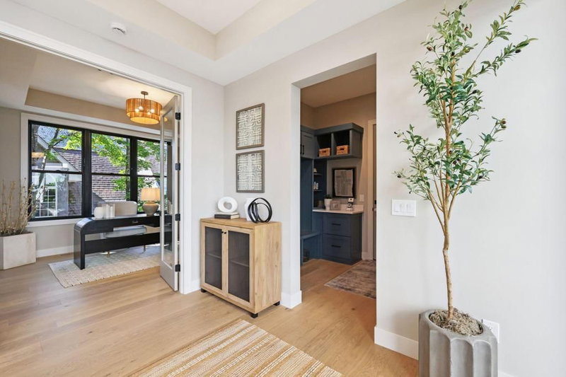 3061 Lake Shore Boulevard - Photo 55