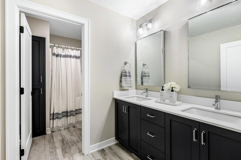 7817 146th Terrace - Photo 9