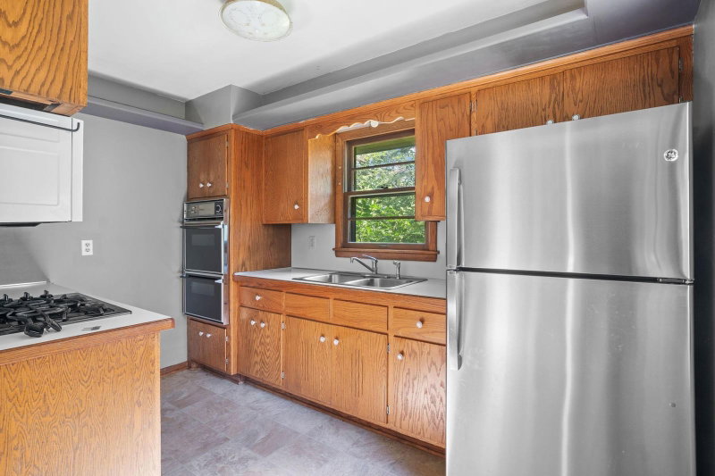 14901 Highway 7 - Photo 3