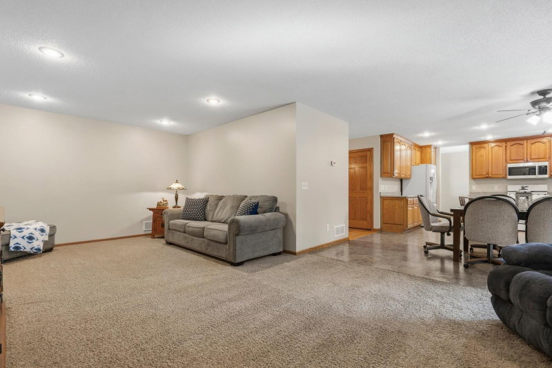 1432 Cloud Drive NE - Photo 16