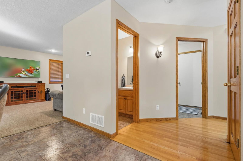 1432 Cloud Drive NE - Photo 18