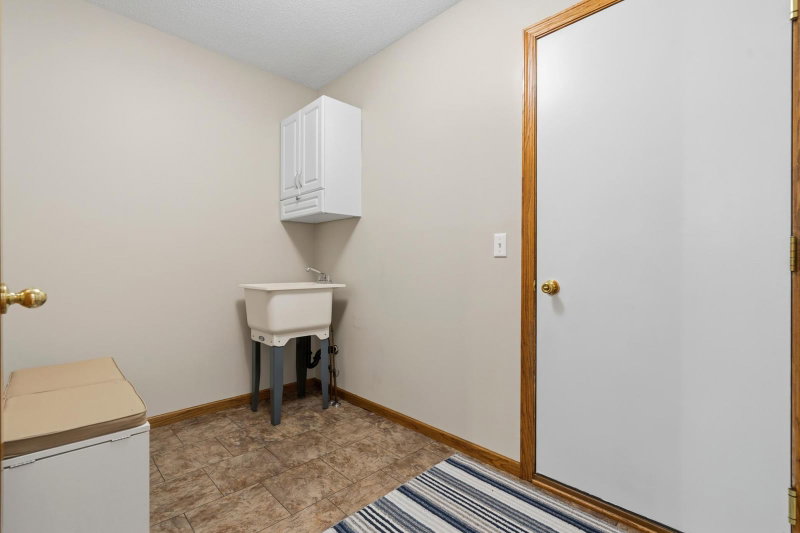 1432 Cloud Drive NE - Photo 21