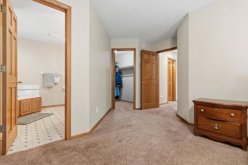 1432 Cloud Drive NE - Photo 30