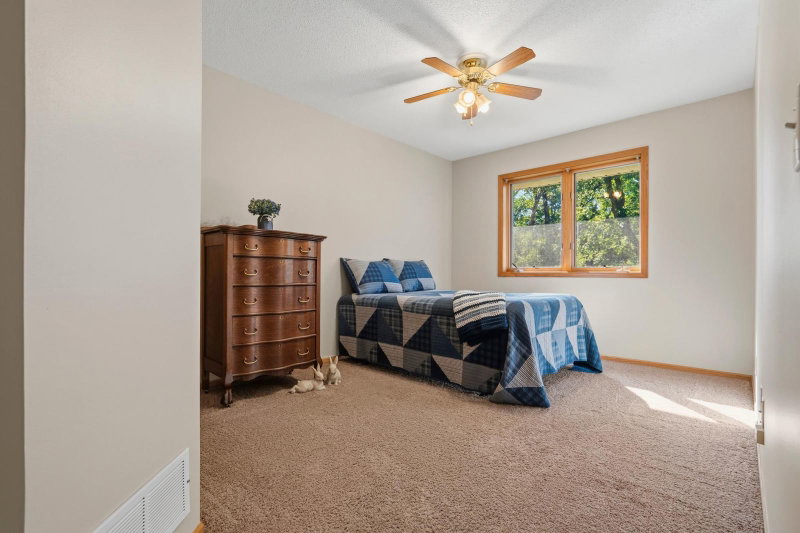 1432 Cloud Drive NE - Photo 33