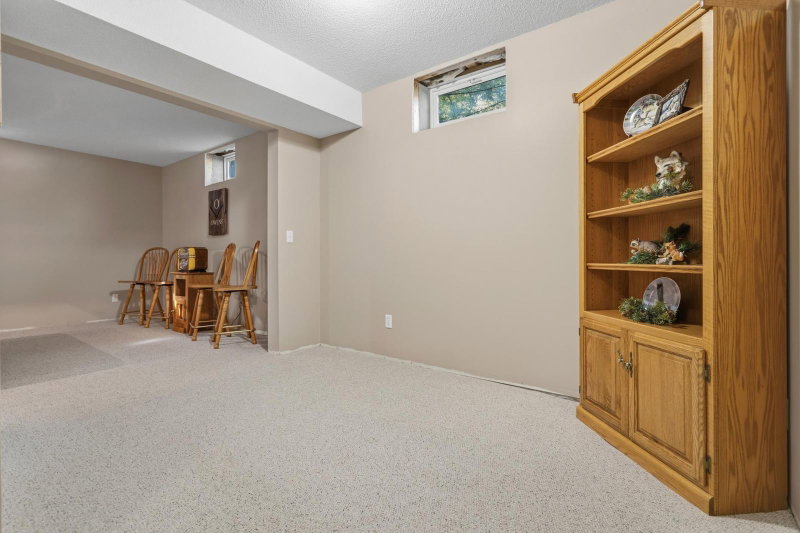 1432 Cloud Drive NE - Photo 48