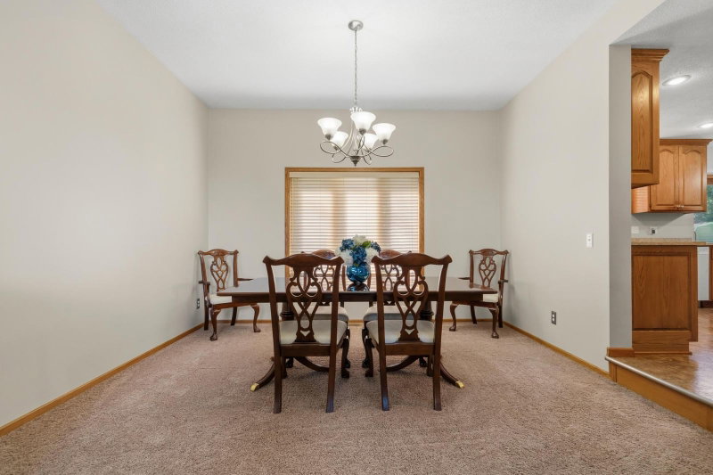 1432 Cloud Drive NE - Photo 7
