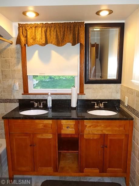 1627 Deerwood Drive - Photo 15