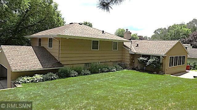 1627 Deerwood Drive - Photo 4