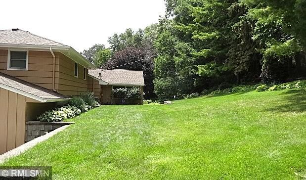1627 Deerwood Drive