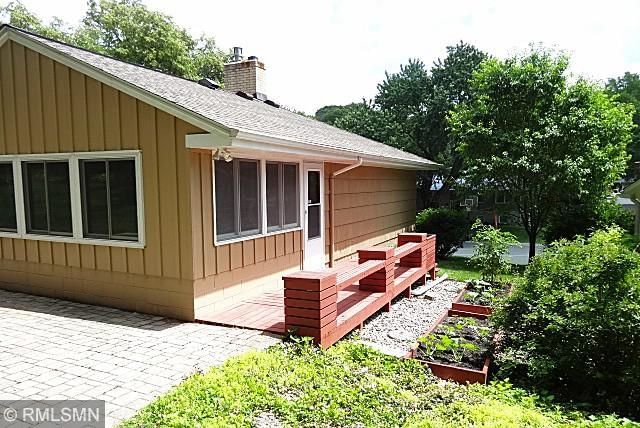 1627 Deerwood Drive - Photo 7