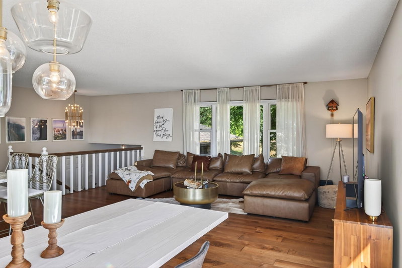 15601 Highland Avenue NW - Photo 14