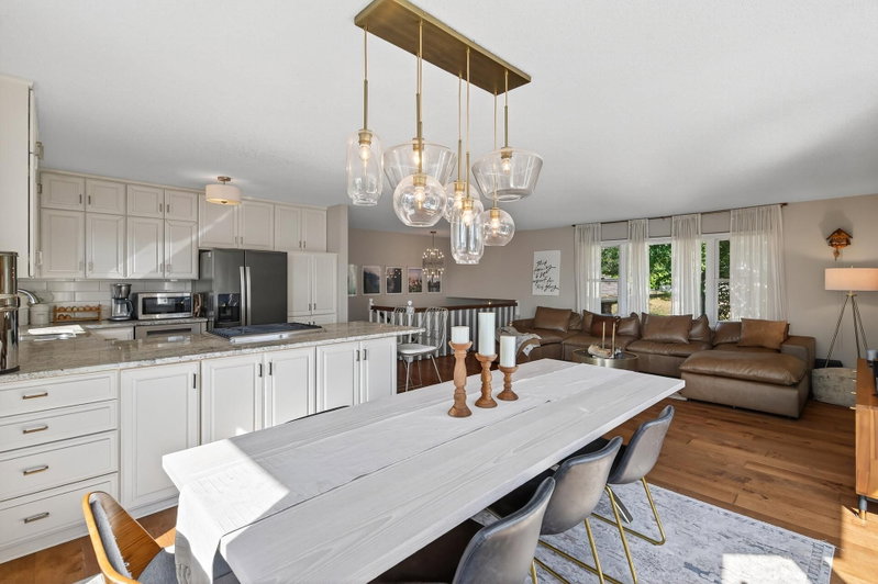 15601 Highland Avenue NW - Photo 18