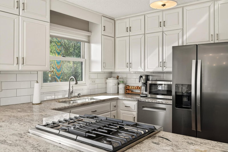 15601 Highland Avenue NW - Photo 26
