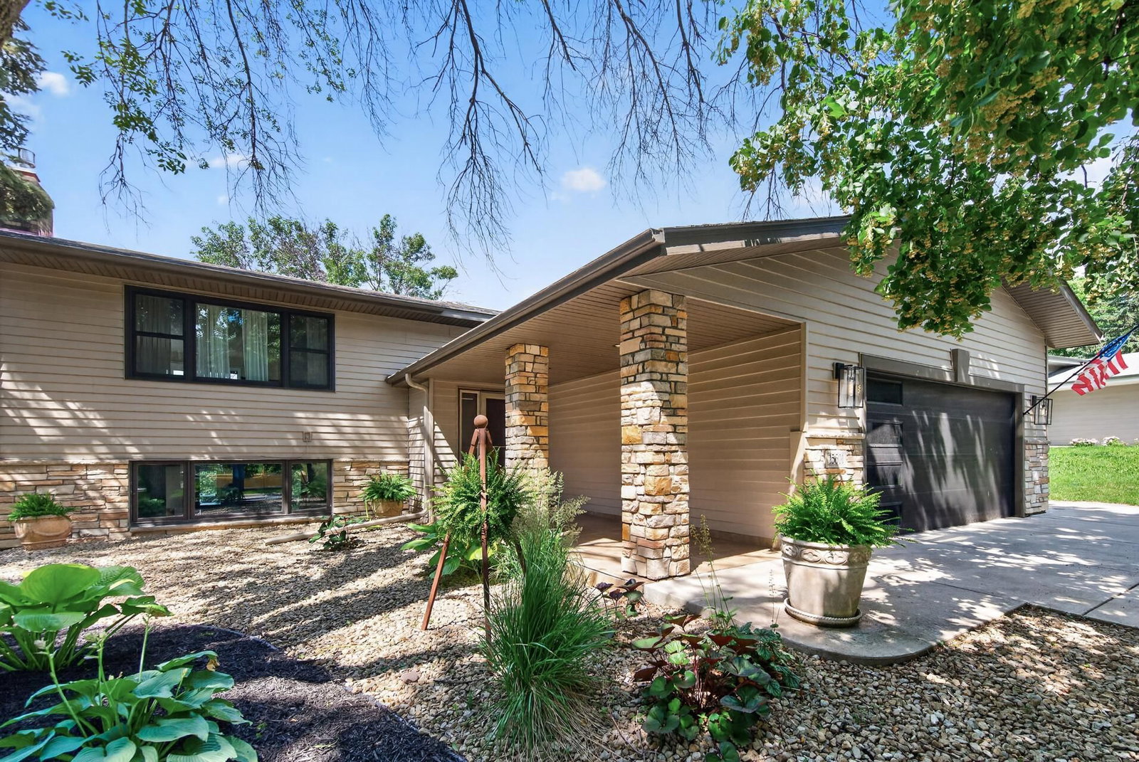15601 Highland Avenue NW