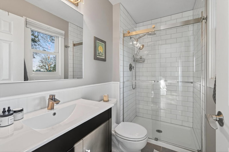 15601 Highland Avenue NW - Photo 35