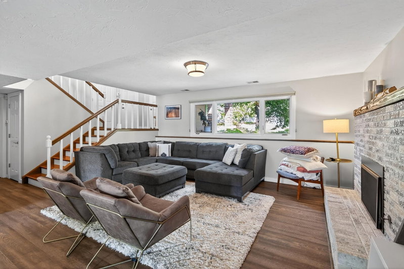 15601 Highland Avenue NW - Photo 43