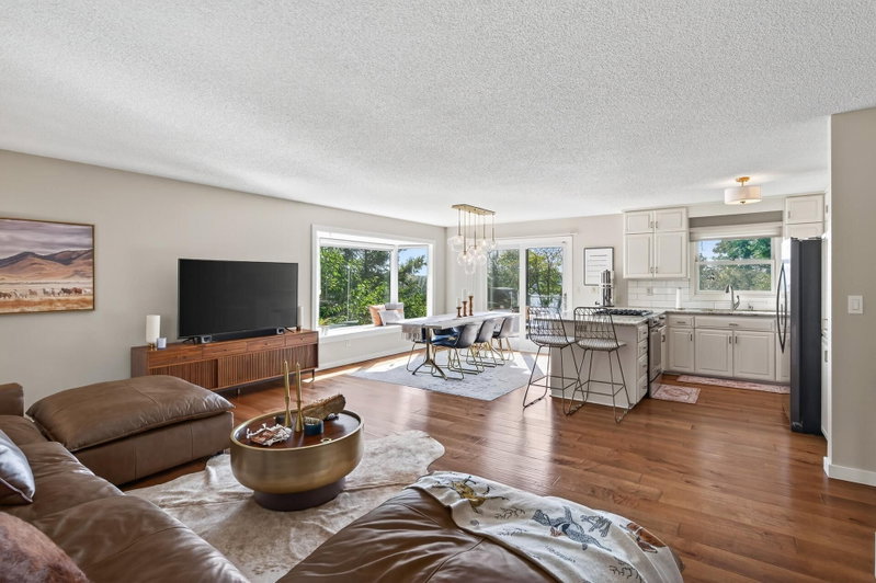 15601 Highland Avenue NW - Photo 9