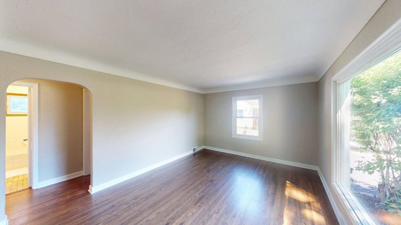 1051 Burke Avenue W - Photo 2