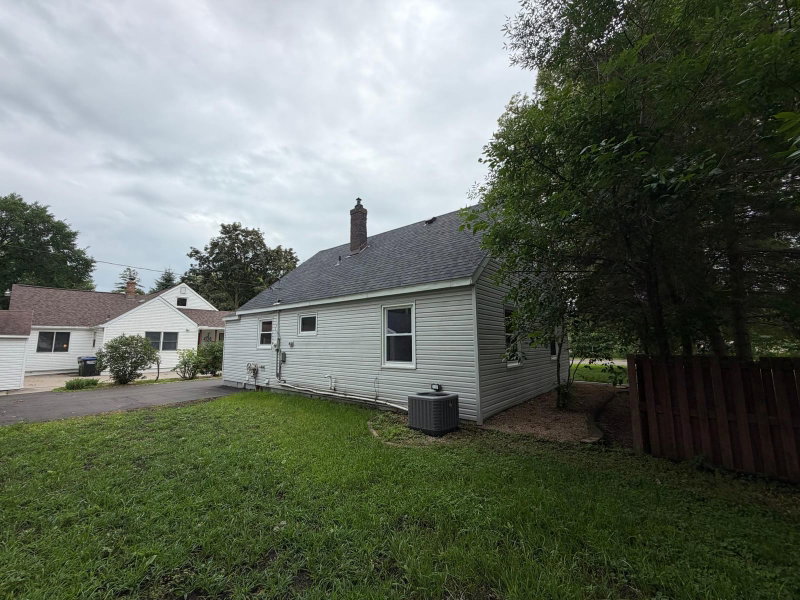 1051 Burke Avenue W - Photo 20