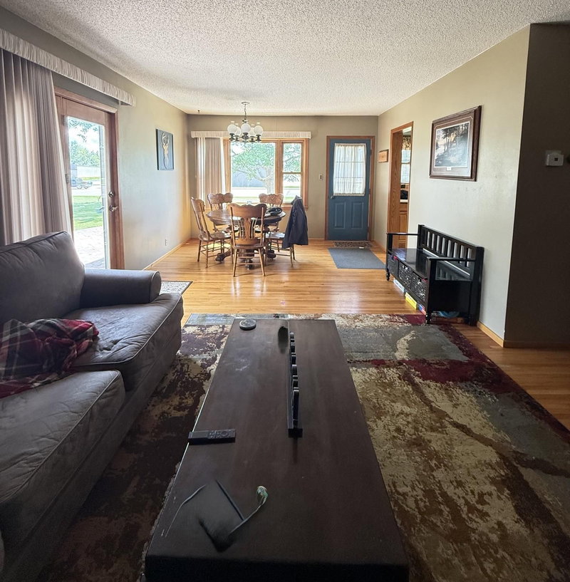 1019 Central Street W - Photo 11