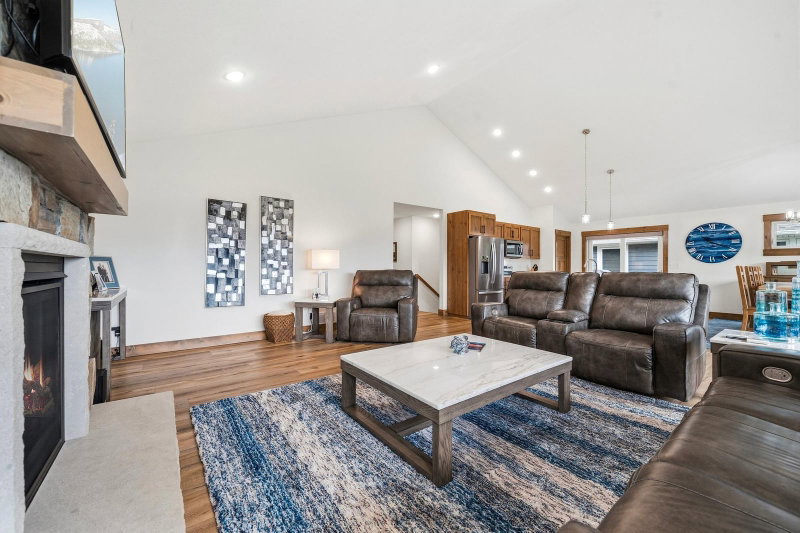 1515 Geneva Road NE - Photo 24