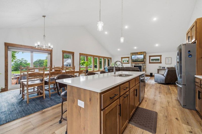 1515 Geneva Road NE - Photo 29