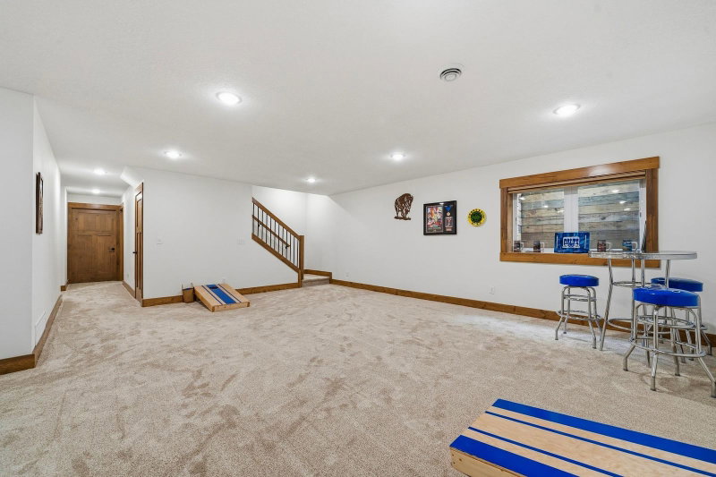 1515 Geneva Road NE - Photo 45