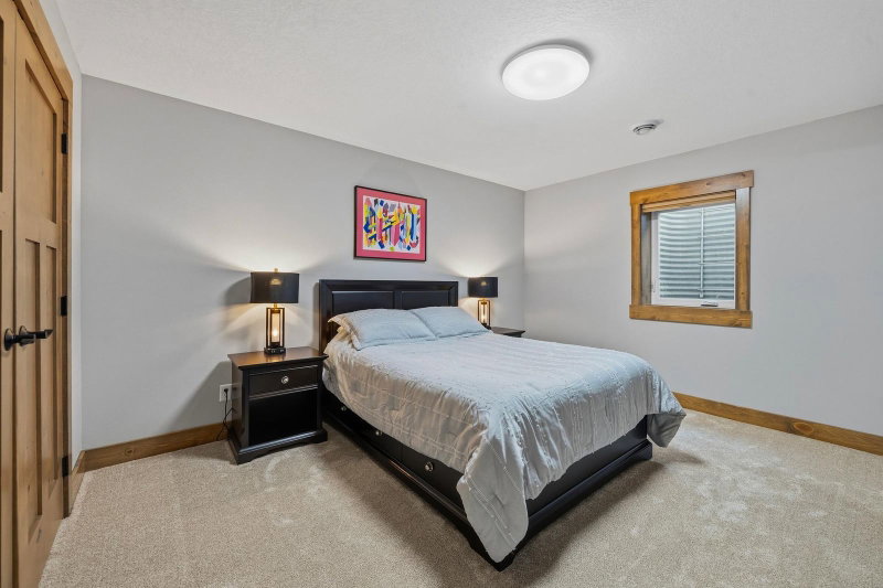 1515 Geneva Road NE - Photo 49