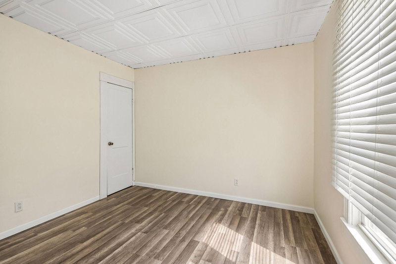 825 18th Avenue NE - Photo 20