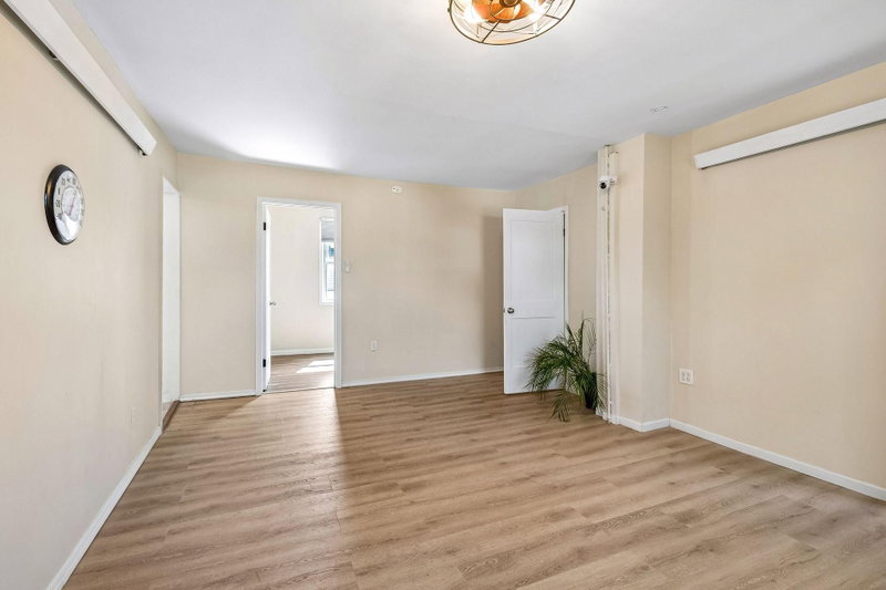 825 18th Avenue NE - Photo 3