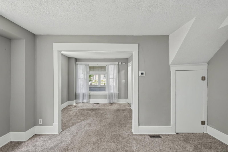 1094 Kent Street - Photo 12
