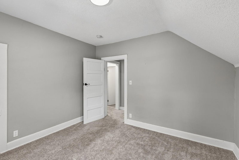1094 Kent Street - Photo 17
