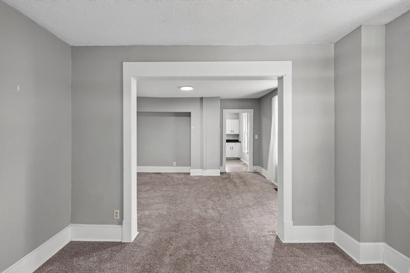 1094 Kent Street - Photo 7
