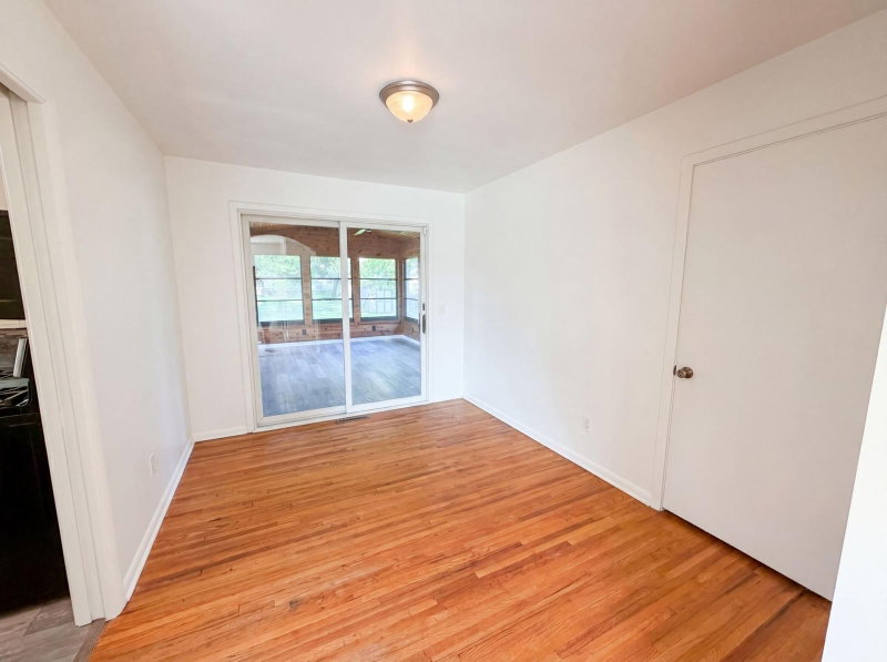 6180 6th Street NE - Photo 7