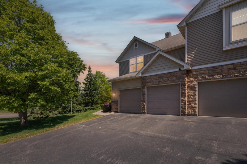 15221 Stonewood Terrace - Photo 4