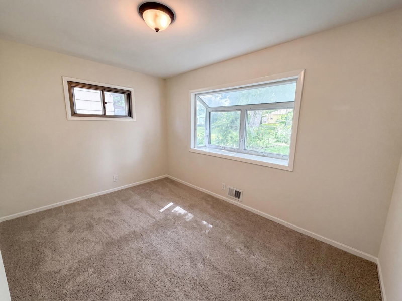 2591 Aldine Street - Photo 15
