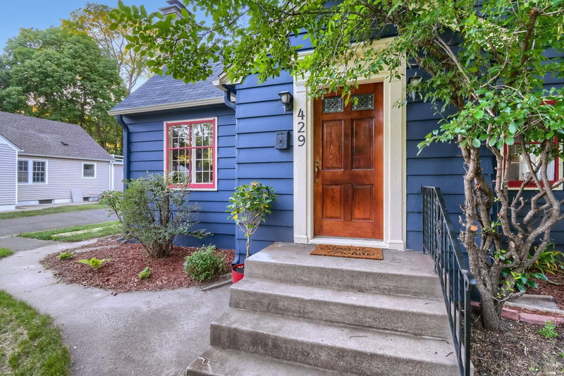 429 Fremont Street - Photo 4