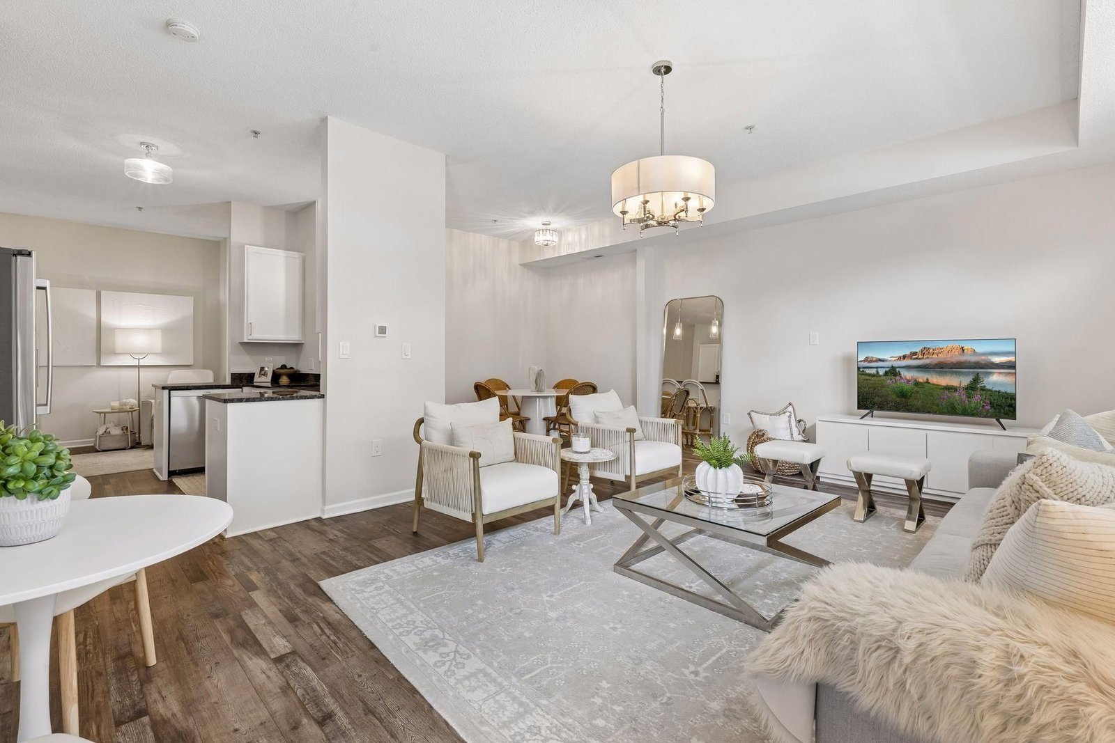 3709 Grand Way #122