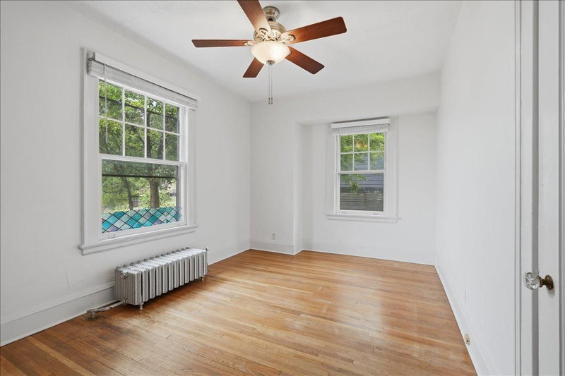 1070 Bradley Street - Photo 15