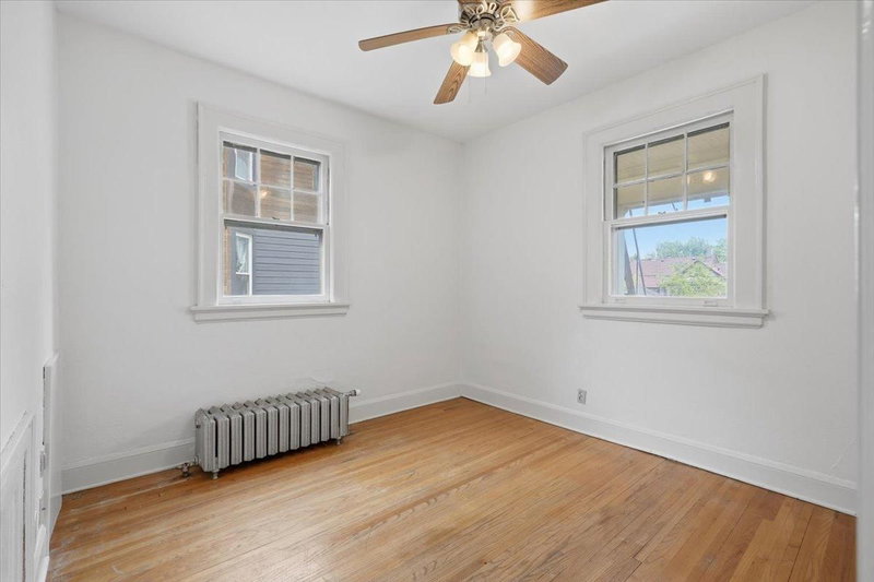 1070 Bradley Street - Photo 16