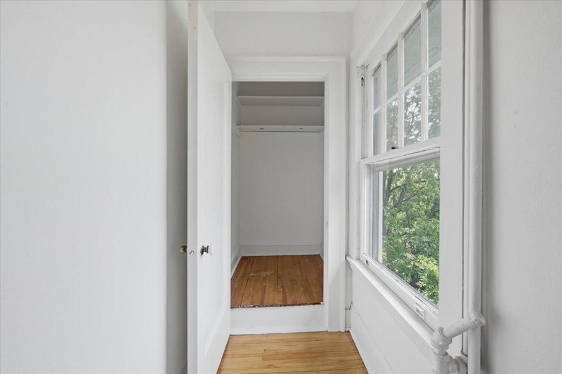 1070 Bradley Street - Photo 24