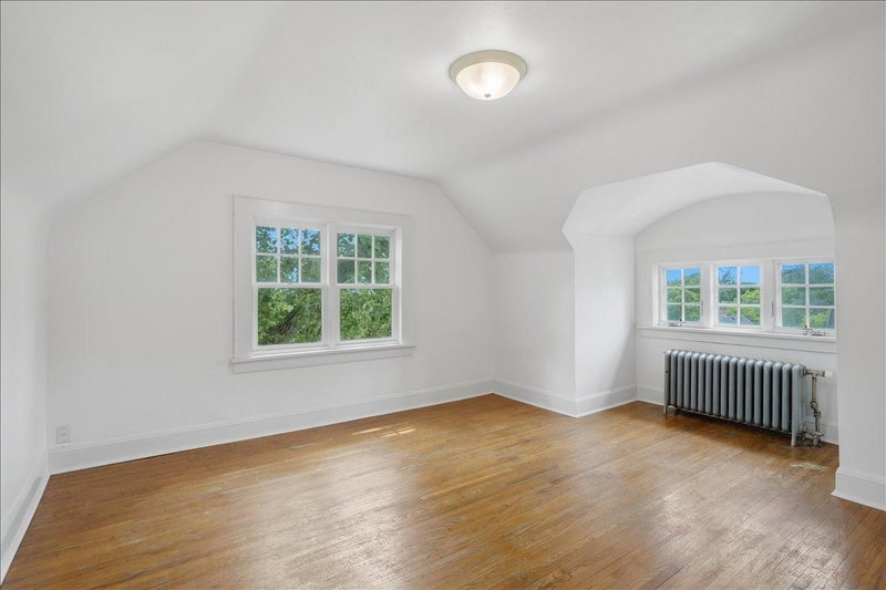 1070 Bradley Street - Photo 29