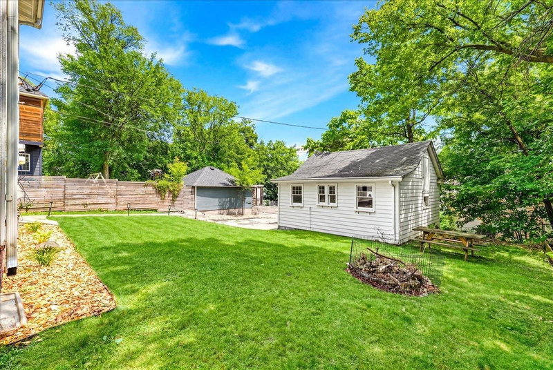 1070 Bradley Street - Photo 37