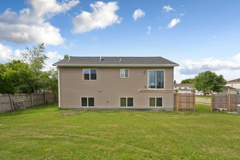 310 Autumn Hills Place NE - Photo 9