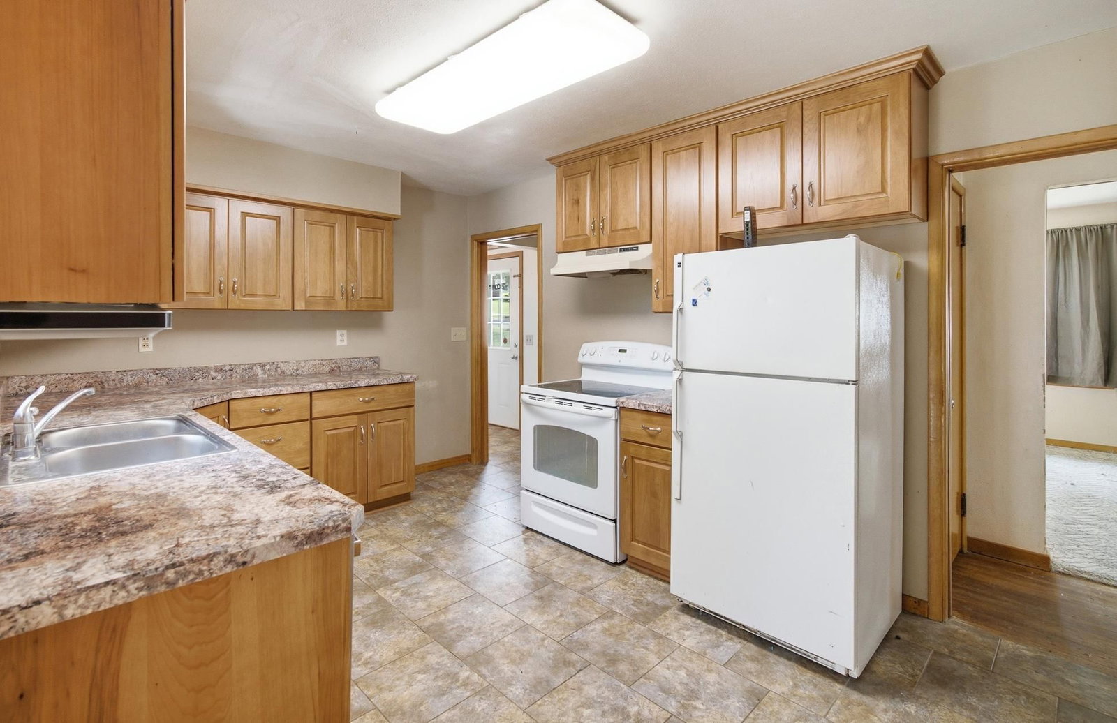 316 Silver Street W