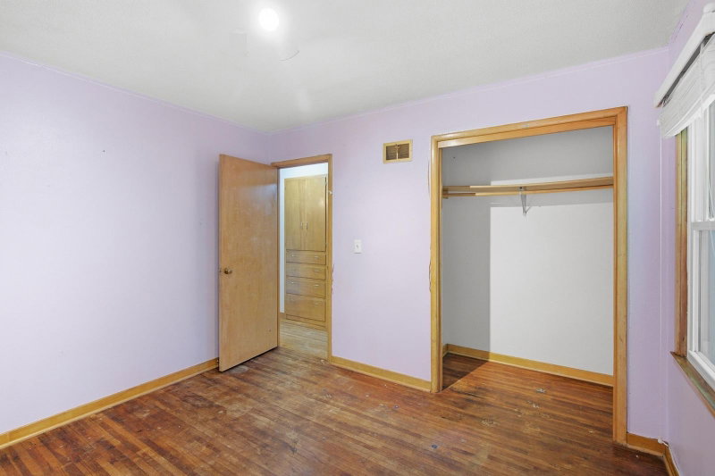 316 Silver Street W - Photo 14