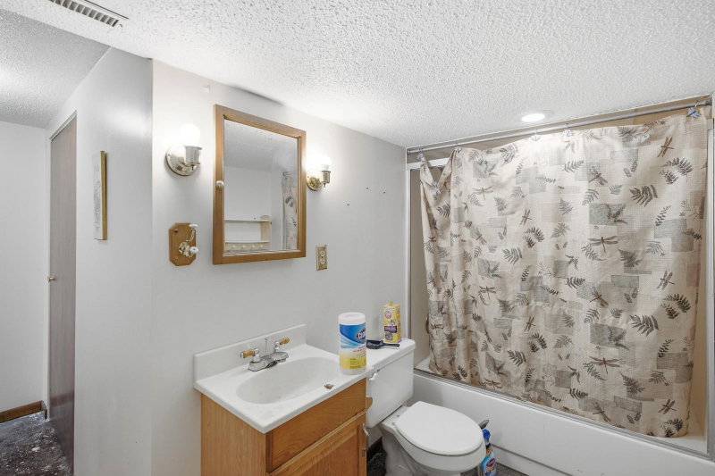 316 Silver Street W - Photo 23