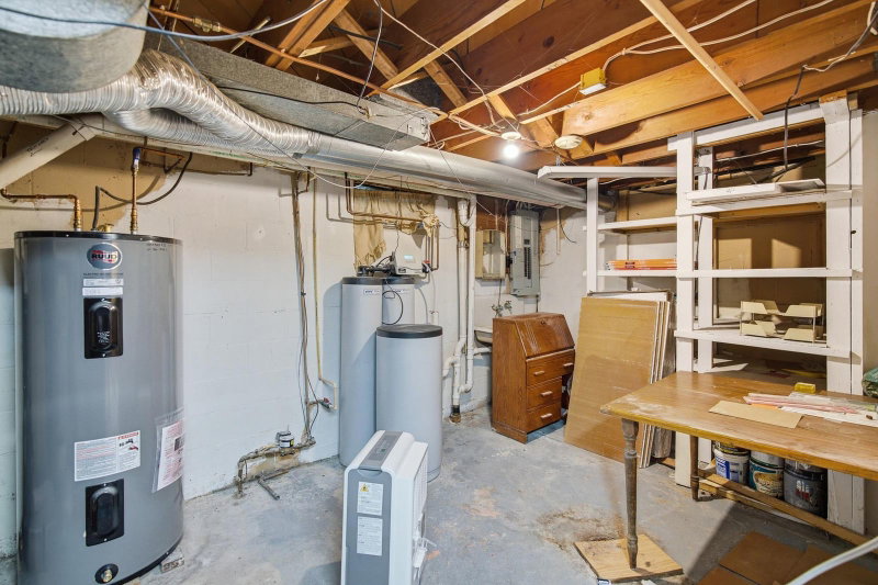 316 Silver Street W - Photo 24